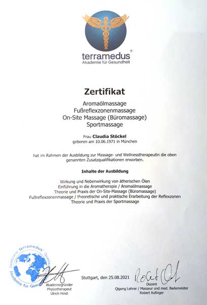 Zertifikat für Aromaölmassage, Fußreflexzonenmassage, On-Site Massage (Büromassage) und Sportmassage von Claudia Stöckel in Straubing